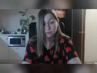 Xlovecam Sex Cam of LoriEla