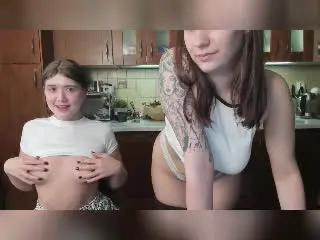 Xlovecam Free Porn Cam of HotCaramelsTrio