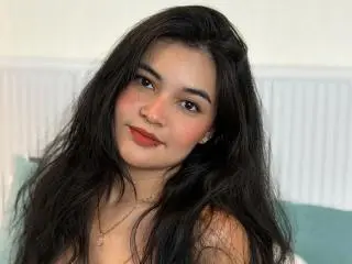 Xlovecam Free Live Porn of LindaLovee