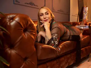 Xlovecam Live Sex Cam of DianeOasis