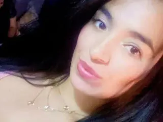 Xlovecam Adult Webcam of HeraDiosa