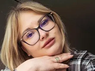 Xlovecam Adult Webcams of RadaRori