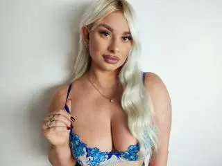 Xlovecam Live Porn of LuxuriaBlond