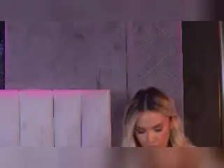 Xlovecam Private Sex Chat of SelenaVoss