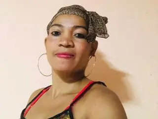 Xlovecam Sex Cam of ZarahWish