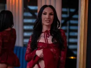 Xlovecam Sex Cam of KyraReign
