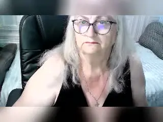 Xlovecam Live Sex Cam of LolkaAlyss