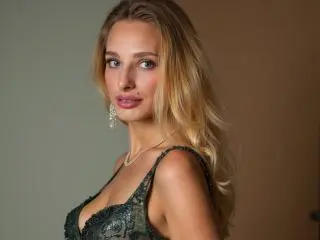 Xlovecam Nude Webcam of MarilynPretty