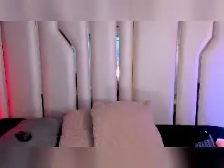 Xlovecam Nude Webcam of MiaAylen