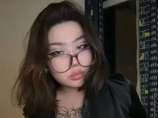 Xlovecam Live Porn of YurikoMay