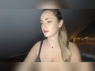 Xlovecam Private Sex Chat of ScarlettLips