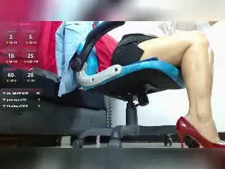 Xlovecam Live Sex Cam of AbriilBeltran